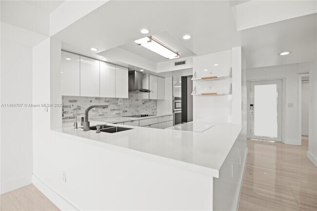 Foto del edificio - 20936 NE 37th Ave