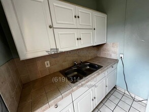 Building Photo - 518 I Ave