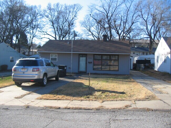 Building Photo - 6666 N Decatur St