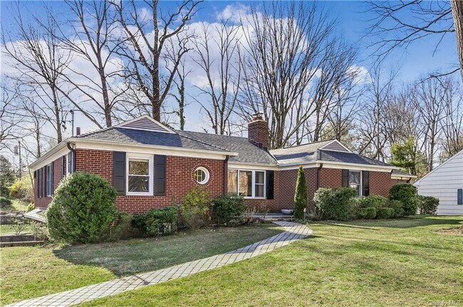 Building Photo - 49 Richbell Rd