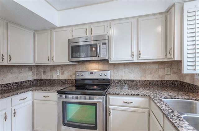 Foto del edificio - 15151 Berry Trail