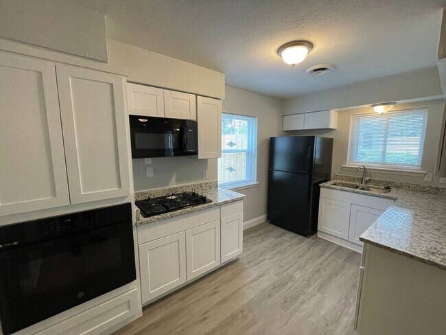 Foto del edificio - 4009 Westerly Rd