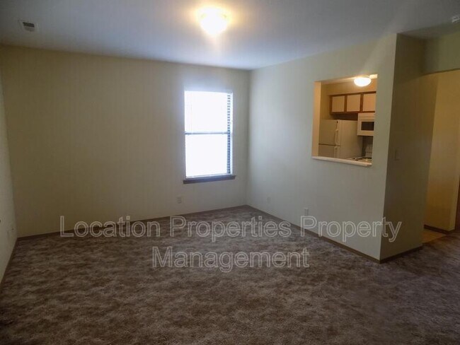 Foto del edificio - 950 Monterey Way