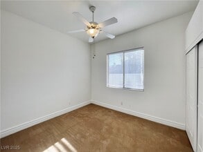 Building Photo - 65 Sahalee Dr
