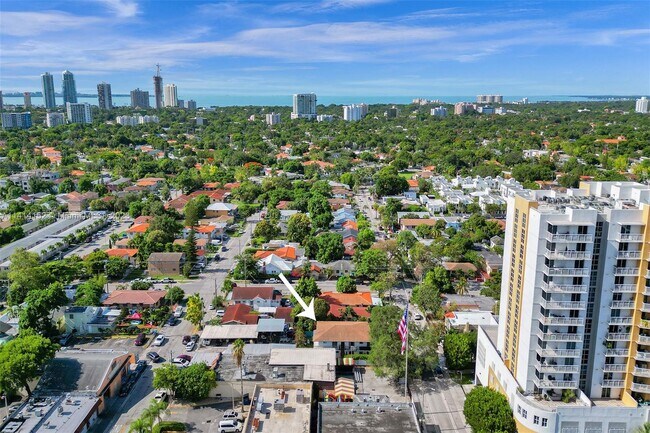Foto del edificio - 829 SW 9th Ave