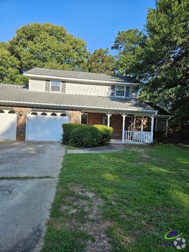 Building Photo - 103 Hunters Glen