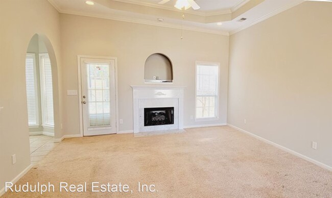 Foto del edificio - 3 br, 2 bath House - 800 Waterford Circle