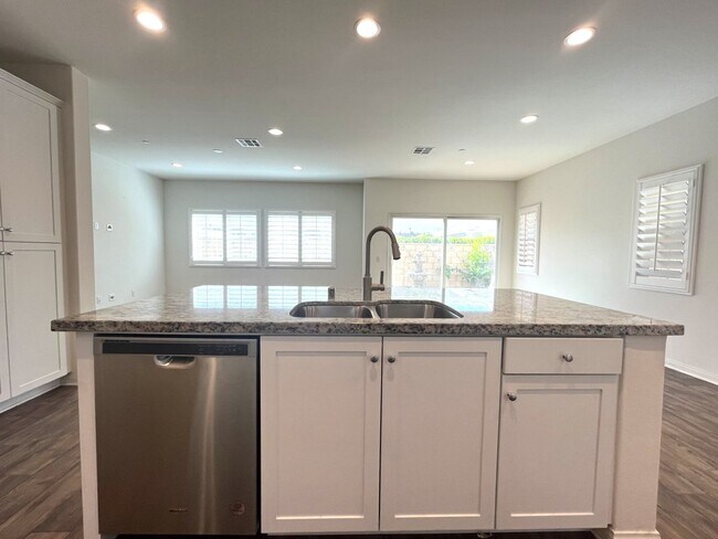 Foto del edificio - 7202 Prelude Way