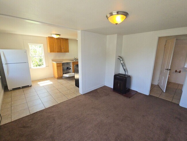 Building Photo - 626 O St