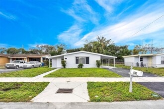 Building Photo - 551 NW 30th Terrace