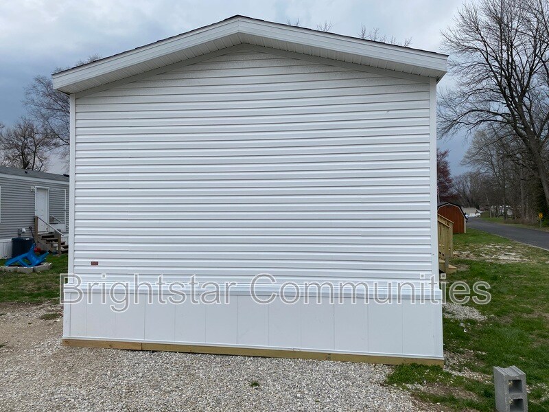 Building Photo - 501 Landry Drive
