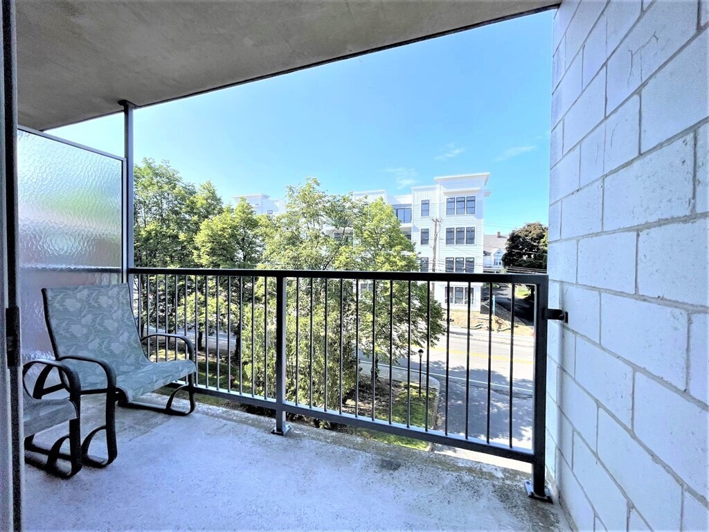 Foto del edificio - 580 Salem St