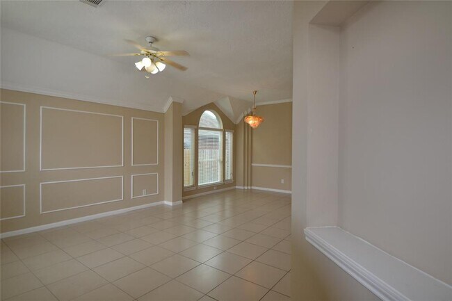 Building Photo - 12207 Pamela Sue Ct