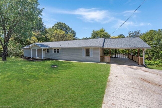 Building Photo - 1198 Red Bank Rd