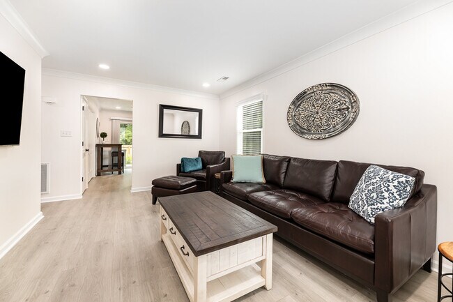 Foto del edificio - 508 Rock Cliff Ct