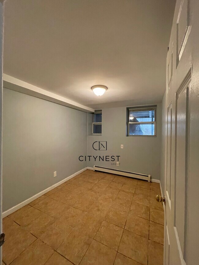 Building Photo - 421 Marine Ave