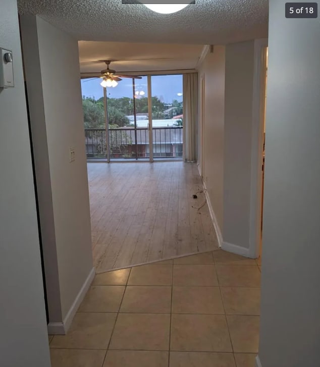 Large Living Room - 4501 NE 21st Ave