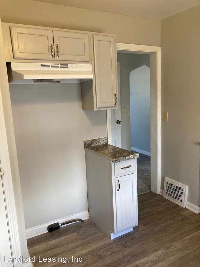 Foto del edificio - 3 br, 1 bath House - 2402 E. 34th St.