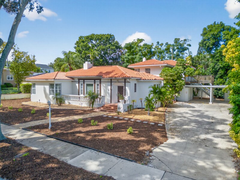 Foto principal - 737 19th Ave N