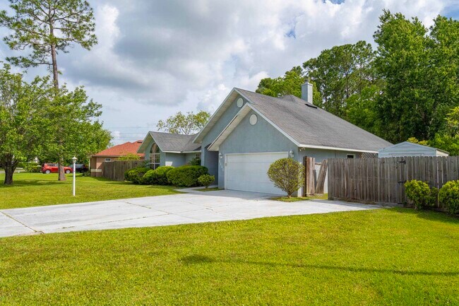 Foto del edificio - 2116 Wood Stork Ave