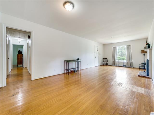 Foto del edificio - 6917 E Mockingbird Ln