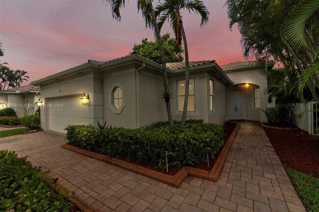 Foto del edificio - 2553 Bay Pointe Dr