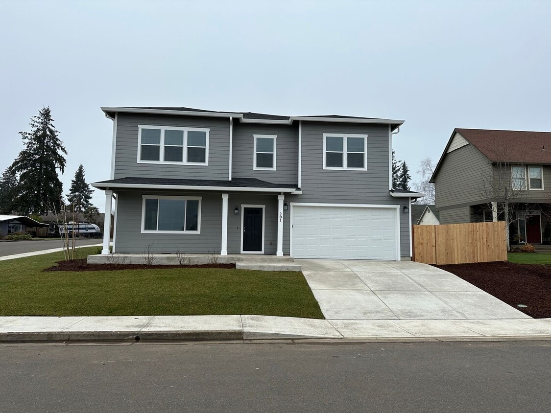 Primary Photo - 418 /201 Duplex