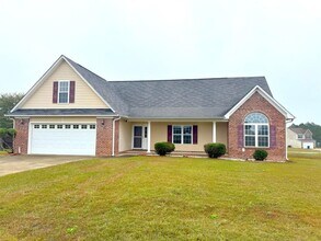 Building Photo - 120 Clearbrook Pl