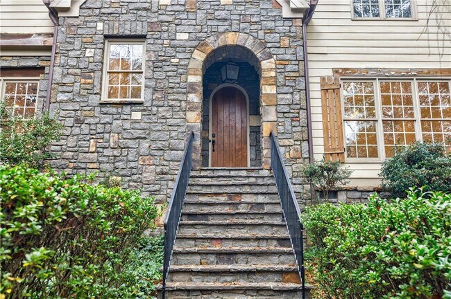 Foto del edificio - 960 Landmark Dr NE