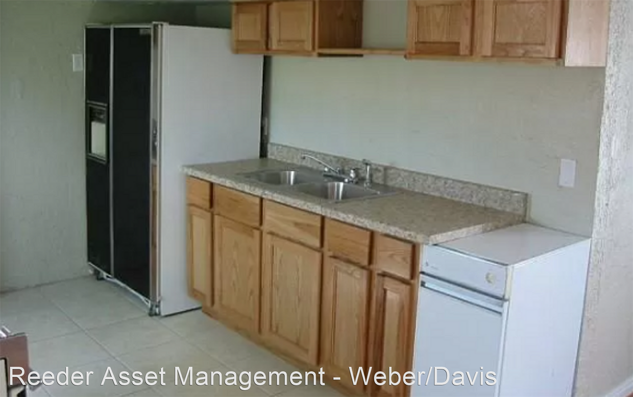 Foto del edificio - 2 br, 1 bath House - 2467 C Avenue