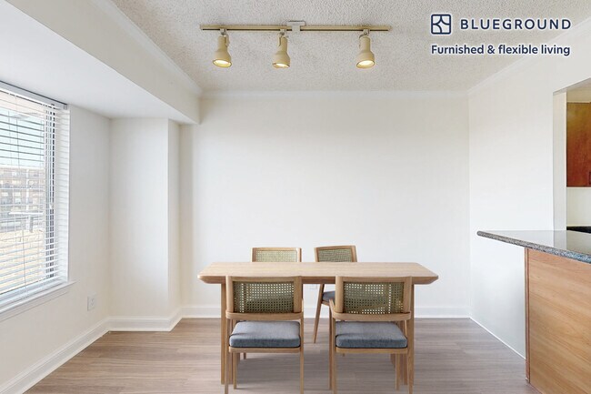 Foto del edificio - 4100 Massachusetts Ave NW