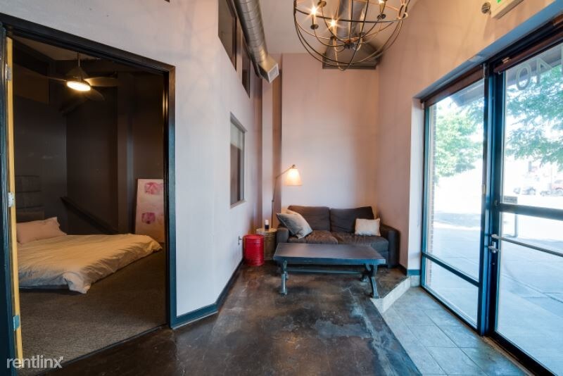 Foto principal - 2 br, 1 bath Condo - 2140 Curtis St