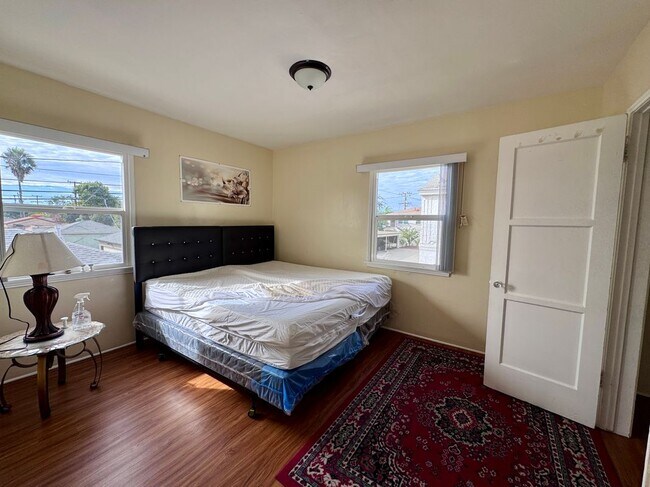 Foto del edificio - 8211 Crenshaw Dr