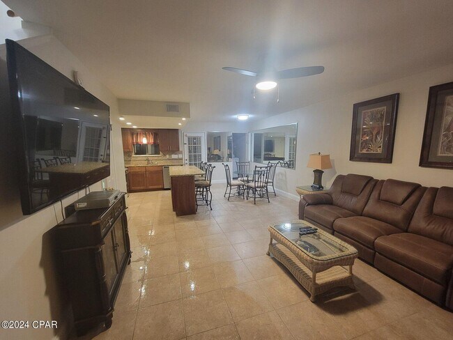 Foto del edificio - 130 Robin Ln