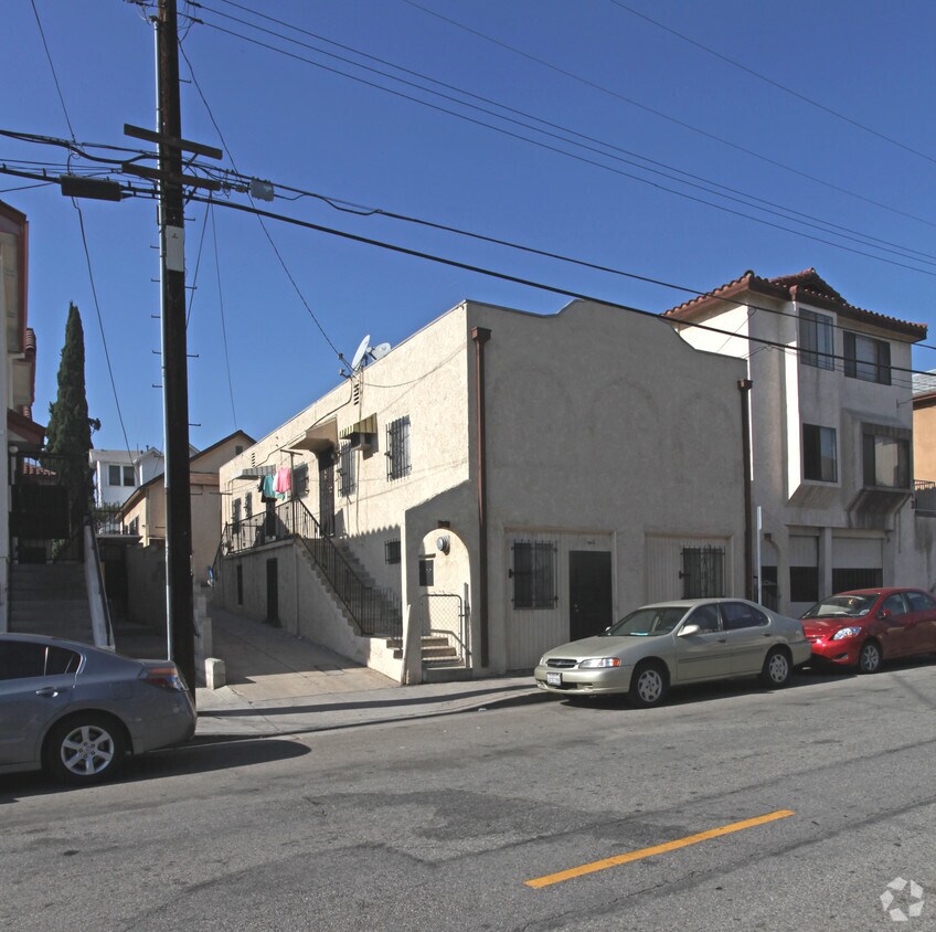 Building Photo - 709 Grand Ave
