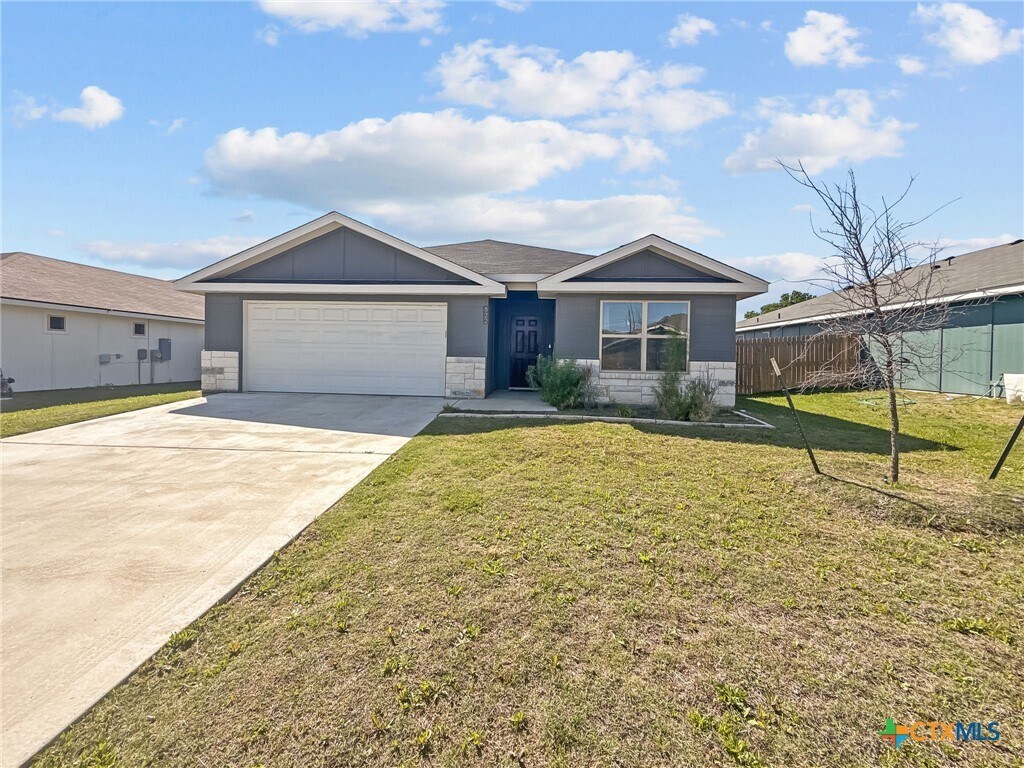 Foto principal - 822 Freedom Cir