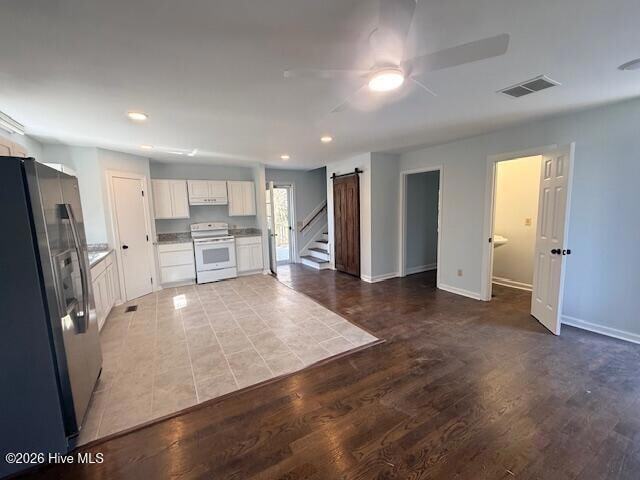 Foto del edificio - 309 Country Club Ln