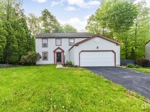 Building Photo - 18 Lochness Ln
