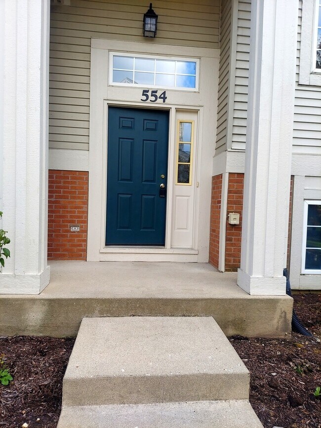 Building Photo - 554 New Haven Dr
