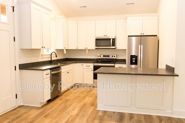 Foto del edificio - 905 W 39th St