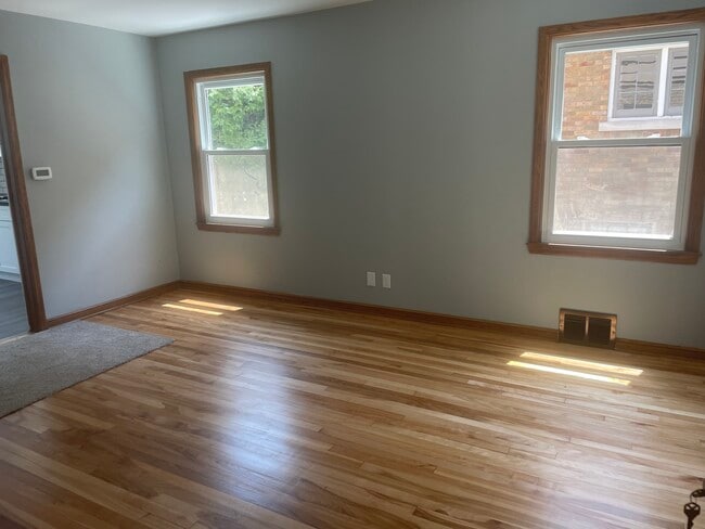 Livingroom - 2008 N 81st St