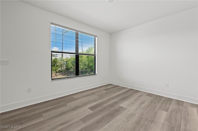 Foto del edificio - 13000 Georges Cay Pl