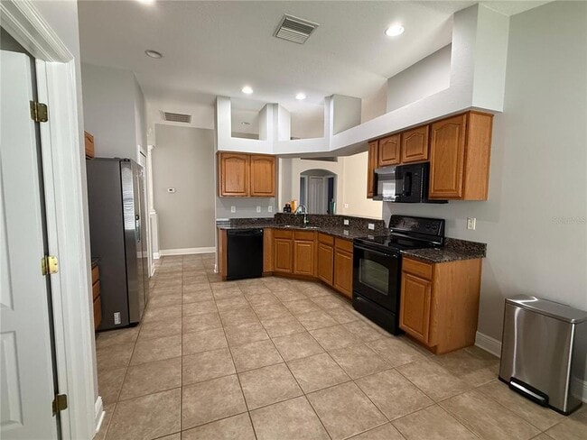 Foto del edificio - 27426 Whispering Birch Way