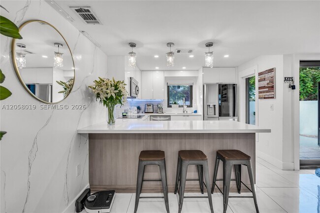 Foto del edificio - 6201 SW 138th Ct