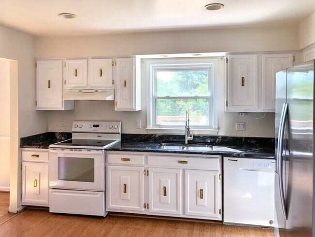 Foto del edificio - 13382 Brookfield Ct