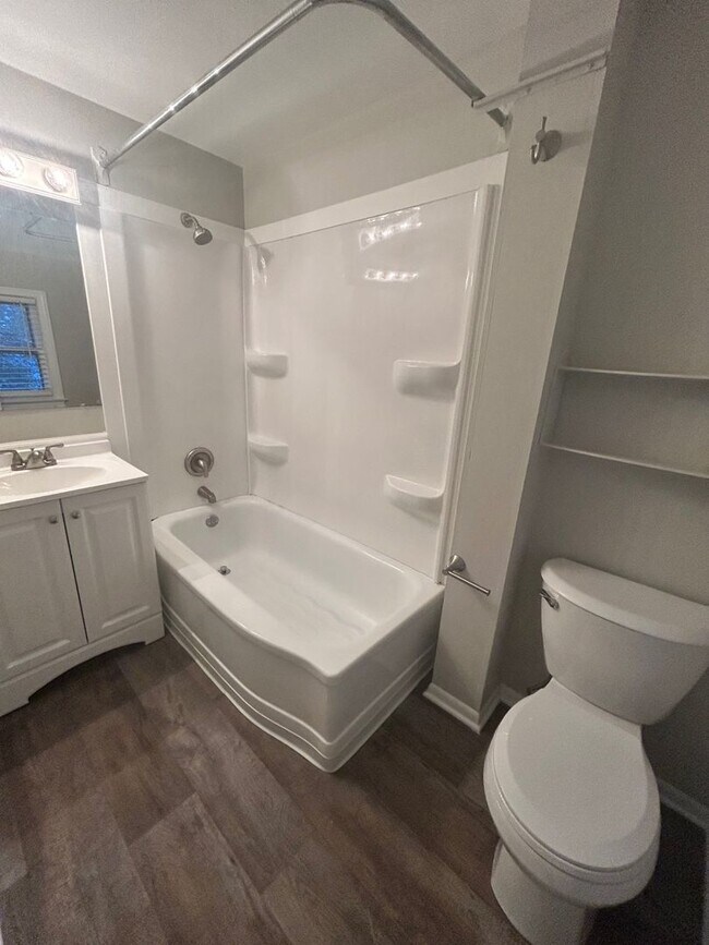 Foto del edificio - 815 12th St NW