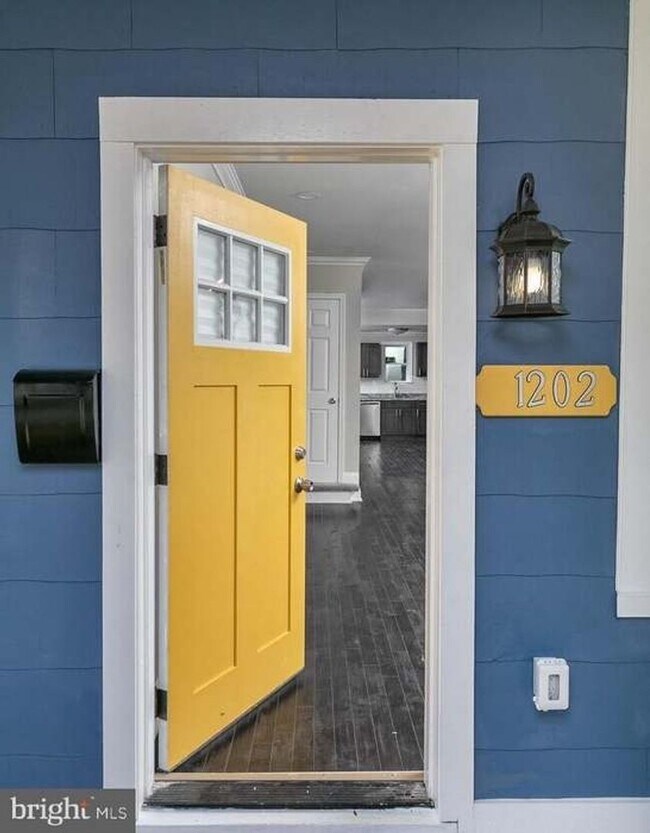 Foto del edificio - 3 Bedroom 3 Bath Single Family Home in Bal...