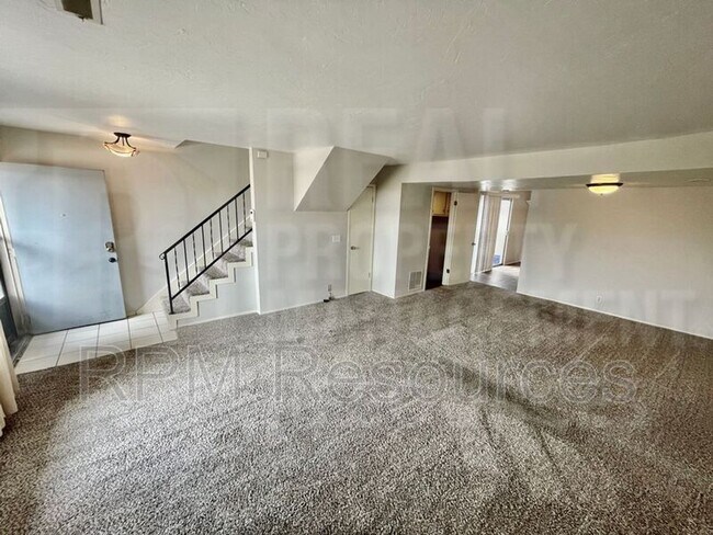 Foto del edificio - 9604 Hefner Village Blvd