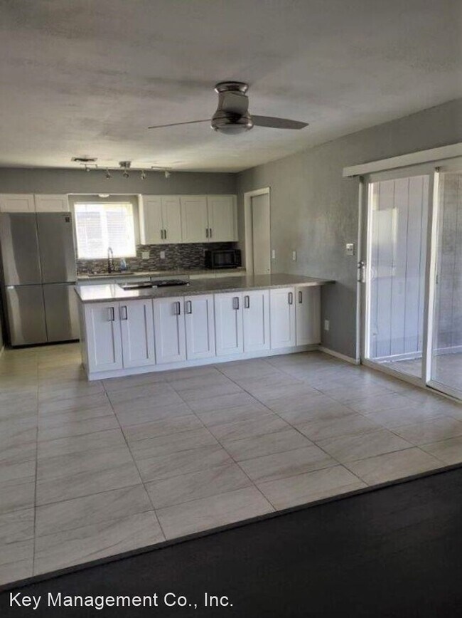 Foto del edificio - 3 br, 2 bath House - 4742 W. Sandra Terrace