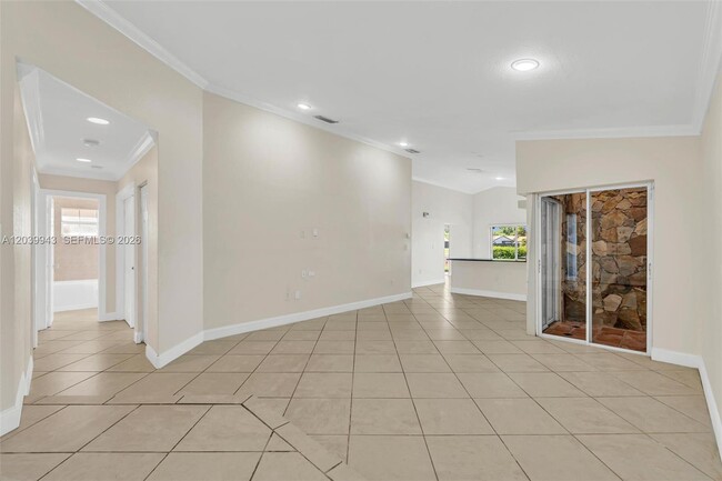 Building Photo - 15311 SW 52nd Terrace
